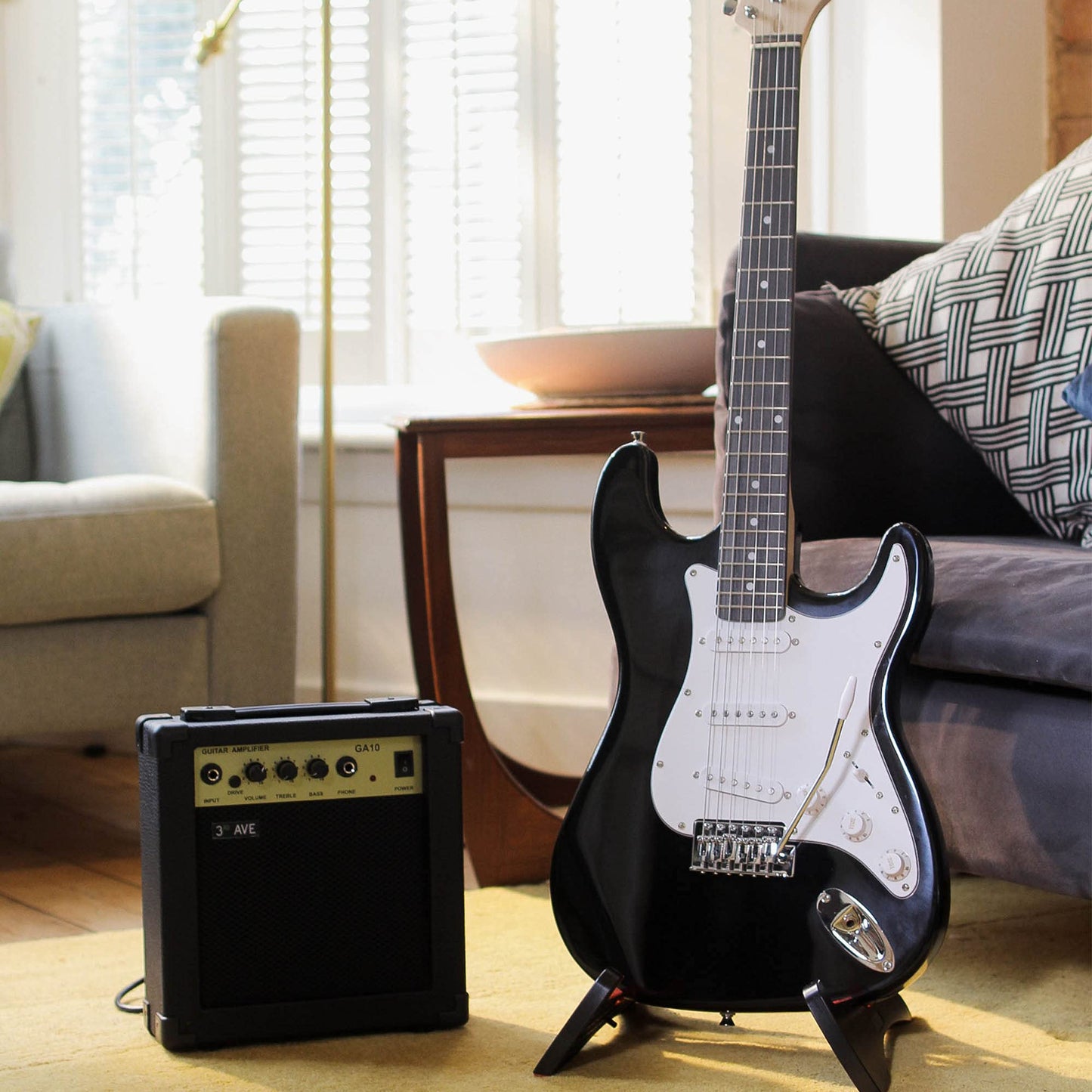 3rd Avenue XF Full Size 4/4 Electric Guitar Ultimate Kit with 10W Amp, Cable, Stand, Gig Bag, Strap, Spare Strings, Picks, Capo – Black